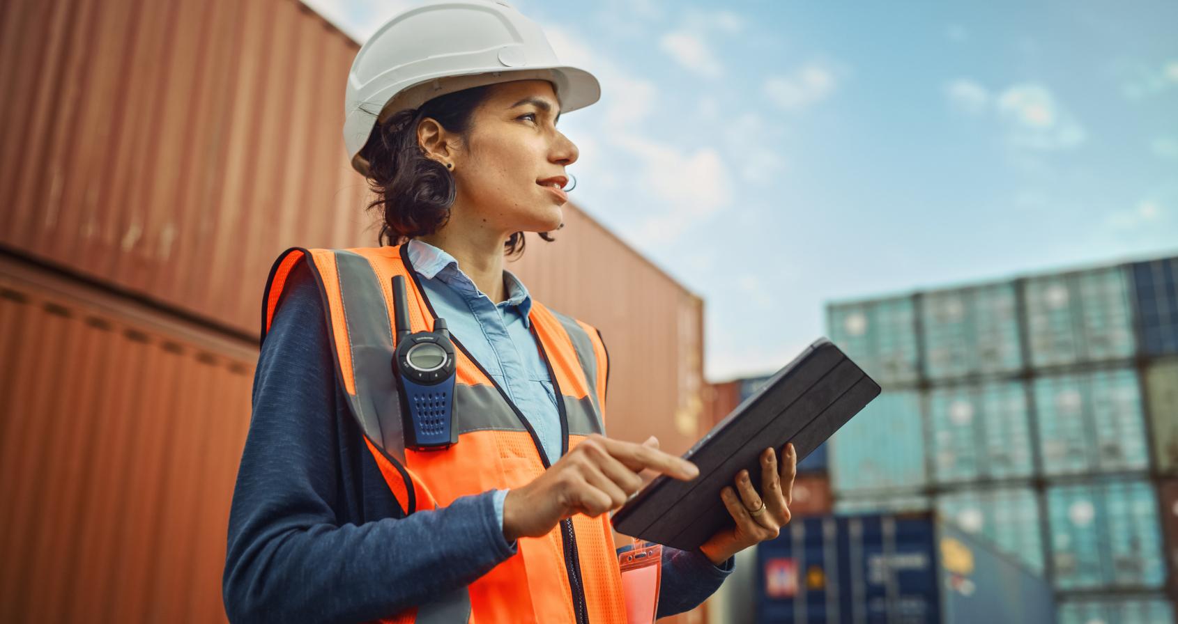 10 Operational Advantages of Field Service Automation cover image