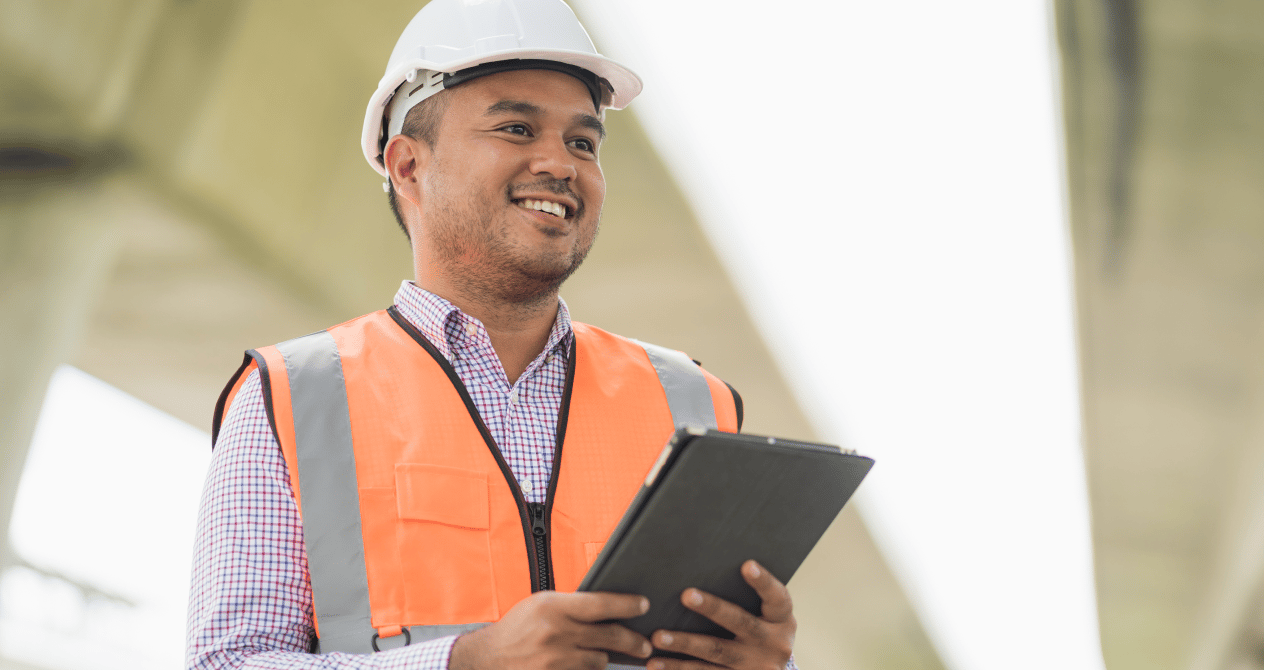 What is Field Service? How to Drive Operational Efficiency with FSM Software cover image
